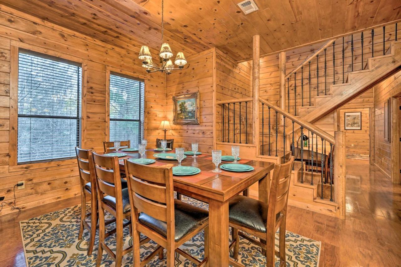 Broken Bow Cabin With Deck, Hot Tub And Fire Pit! Dış mekan fotoğraf