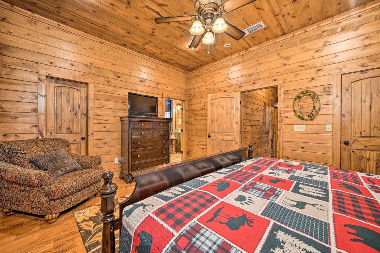 Broken Bow Cabin With Deck, Hot Tub And Fire Pit! Dış mekan fotoğraf
