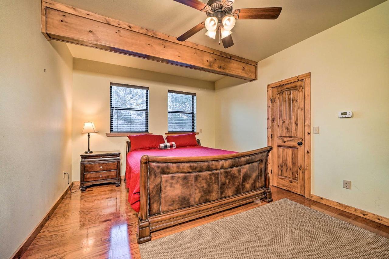 Broken Bow Cabin With Deck, Hot Tub And Fire Pit! Dış mekan fotoğraf